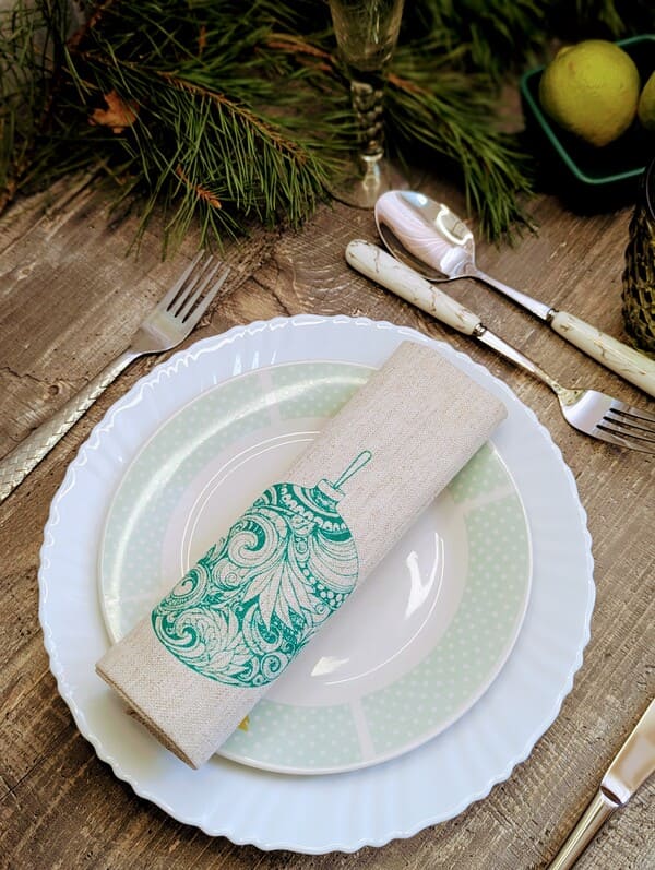 Зеленый шарик