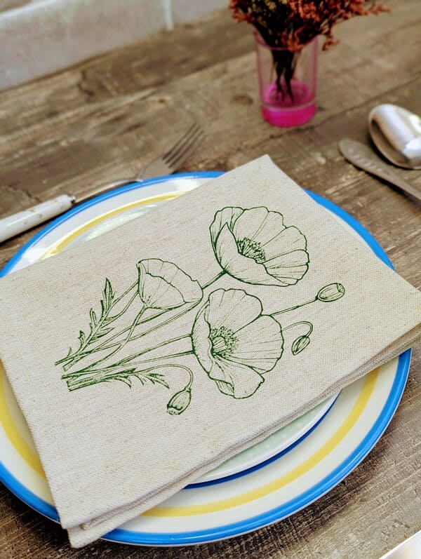 Зеленые маки